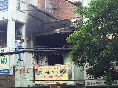 Cô gái ở Sài Gòn bỏng nặng, nghi bị người yêu đốt