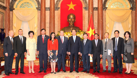 Chủ tịch nước Cộng hòa XHCN Việt Nam Trần Đại Quang chụp ảnh lưu niệm với lãnh đạo VKSTC hai nước Việt Nam - Bun-ga-ri