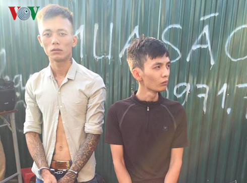 Mới ra tù, thanh niên mua ma túy về dùng đụng ngay 141