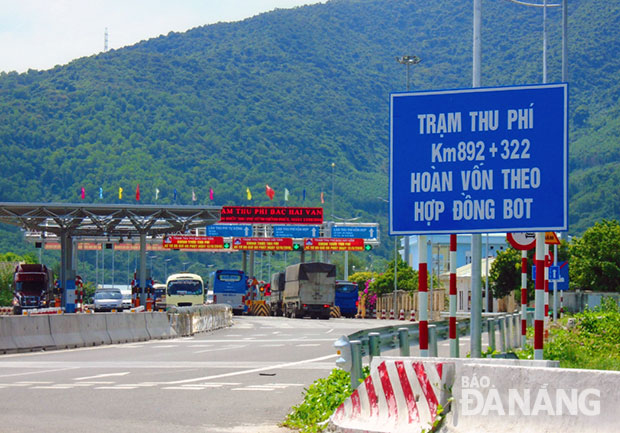 Bất hợp lý từ các trạm thu phí