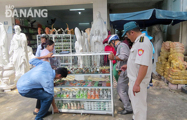 Mạnh tay dẹp hàng rong