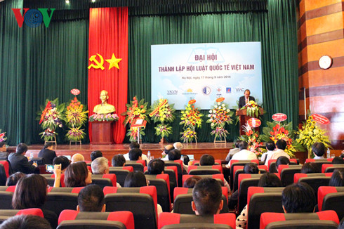  Đại hội thành lập Hội Luật quốc tế Việt Nam (Ảnh: VOV)
