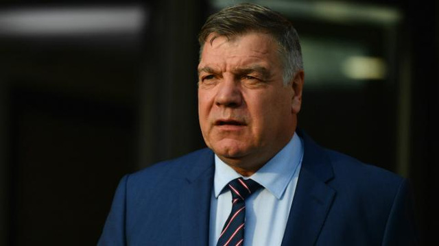 Dính phốt lớn, HLV Sam Allardyce bị sa thải ở đội tuyển Anh