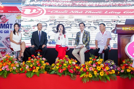 Vistar ra mắt chuỗi mắt kính đồng giá ViOptica