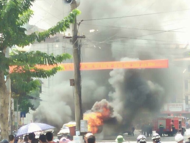 Vị khách trong vụ nổ taxi để lại thư tuyệt mệnh