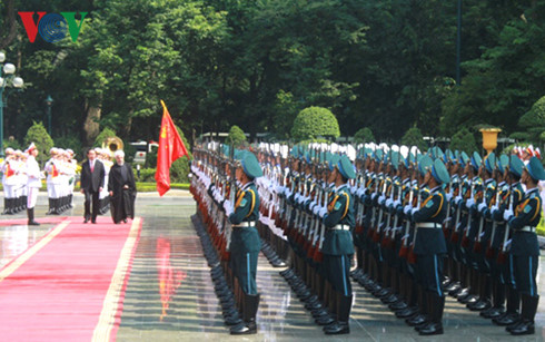 Chủ tịch nước chủ trì Lễ đón Tổng thống Iran thăm Việt Nam