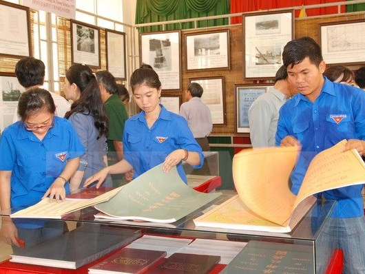 Trưng bày tư liệu Hoàng Sa, Trường Sa của Việt Nam tại Bình Thuận