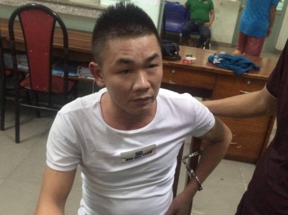 Bị vây bắt, đối tượng bị truy nã đặc biệt chống trả cảnh sát