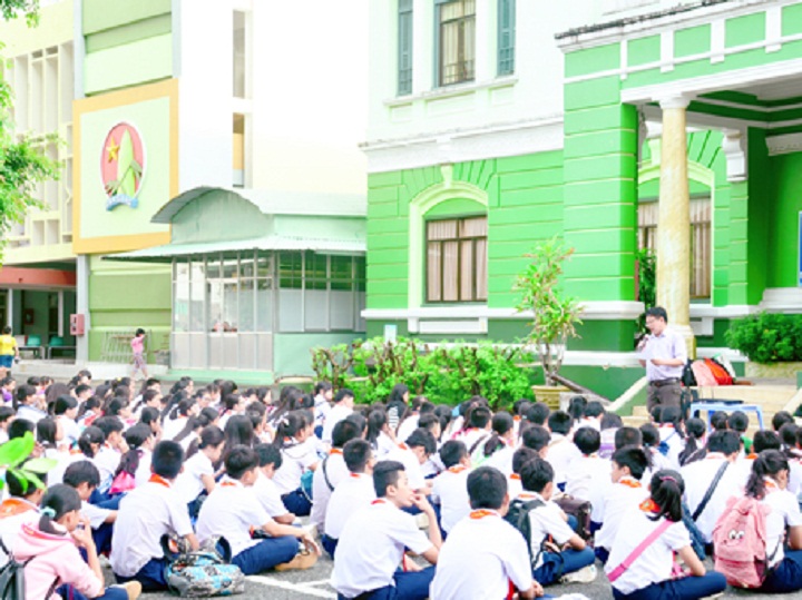 Cảnh giác với ma túy giấy