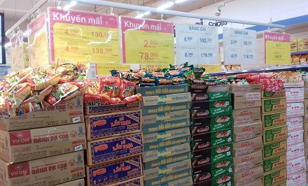 Các Co opmart Miền Trung đẩy mạnh hỗ trợ bà con vùng lũ