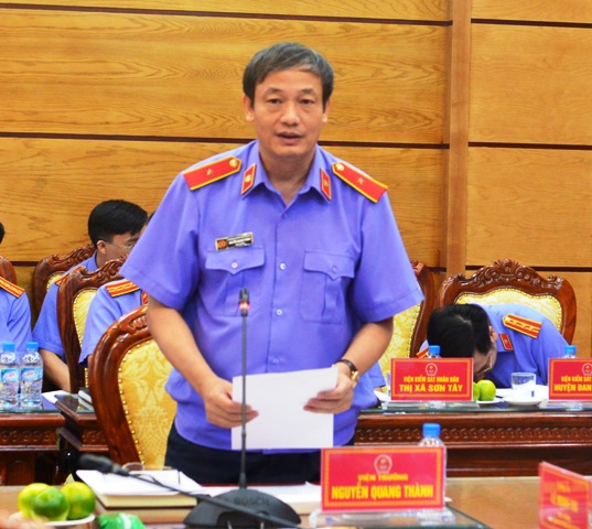 Viện trưởng VKSND TP. Hà Nội Nguyễn Quang Thành trình bày báo cáo công tác