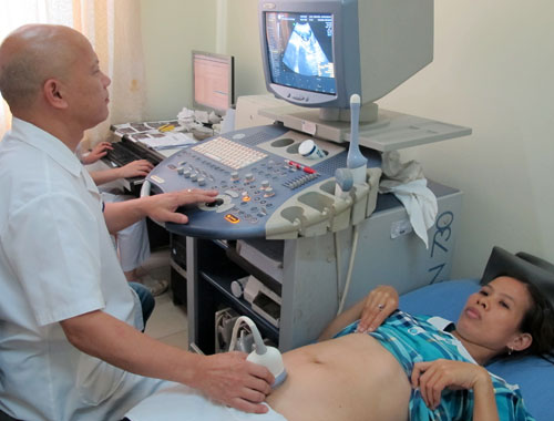 Thêm 2 em bé được phát hiện bị dị tật đầu nhỏ