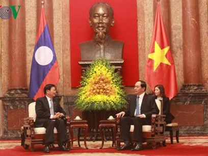 Chủ tịch nước Trần Đại Quang tiếp Thủ tướng Lào Thongloun Sisoulith