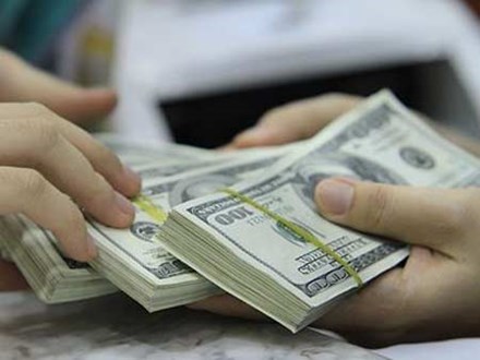 Mỗi năm ngân sách chi 1 tỷ USD trả nợ nước ngoài