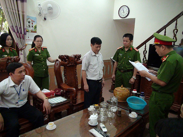 Khởi tố bắt giam 2 lãnh đạo công ty xổ số Hà Giang