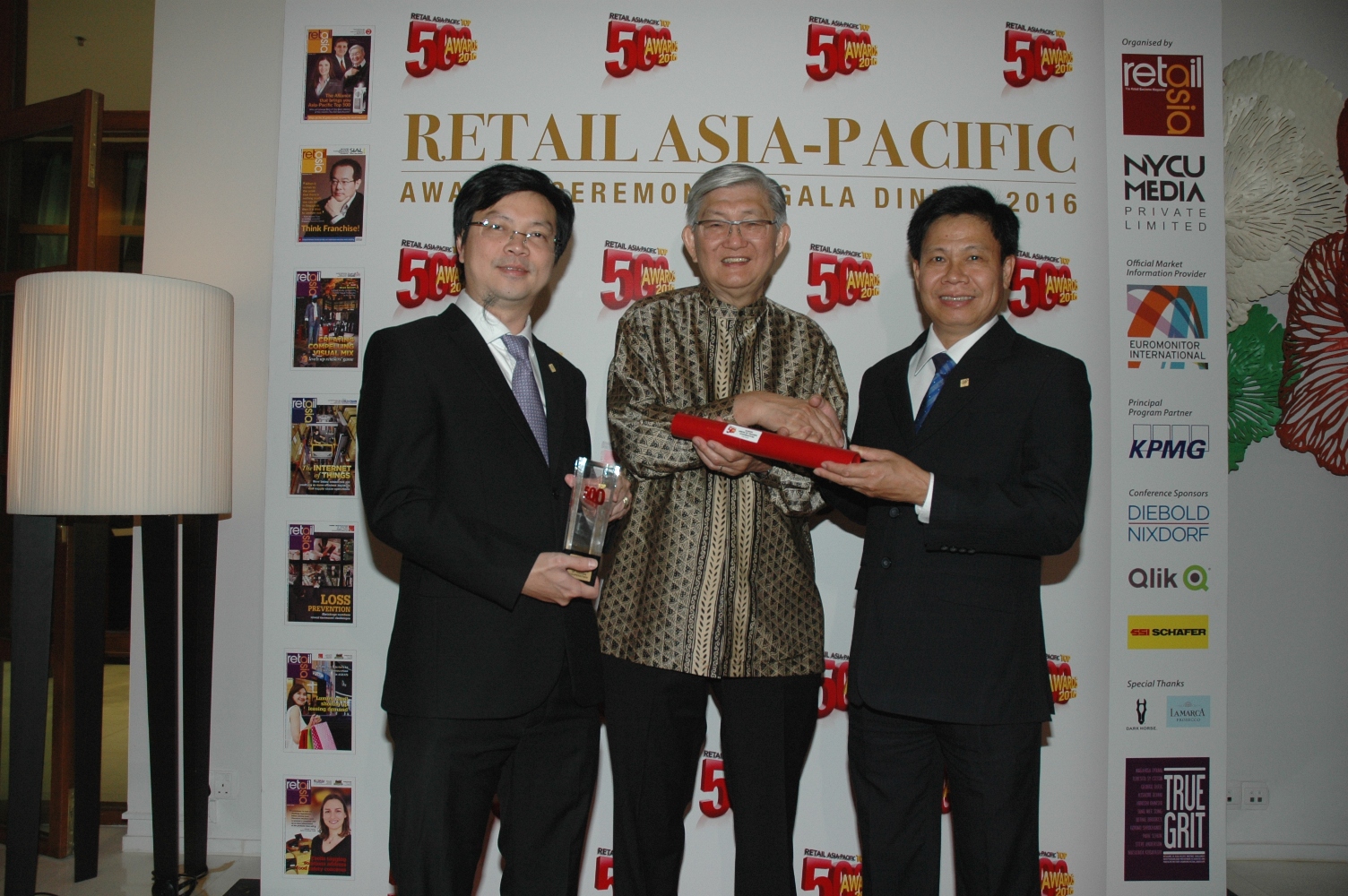 Saigon Co op được vinh danh là Nhà bán lẻ hàng đầu khu vực Châu Á