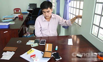 9X giả gái mời chào đàn ông quan hệ tình dục để cướp điện thoại