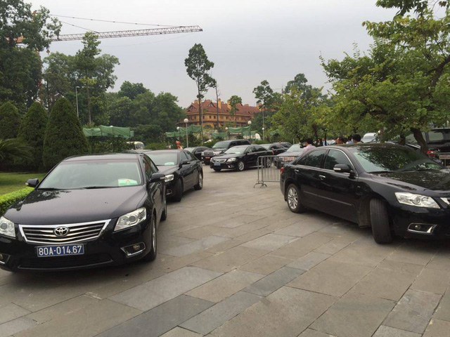 Thủ tướng chỉ đạo từ năm 2020, các bộ, địa phương giảm 30 - 50 số xe công