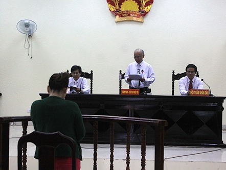 Án tù lần thứ 6 cho nữ quái 28 tuổi