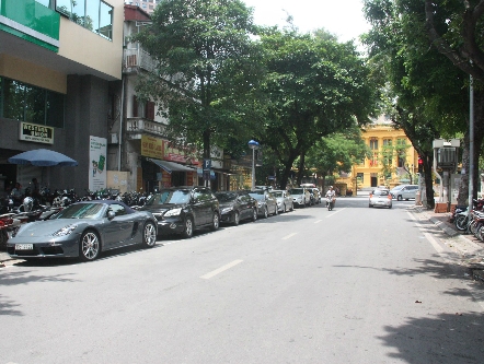 Hà Nội trông giữ ôtô theo ngày chẵn, lẻ từ tháng 11