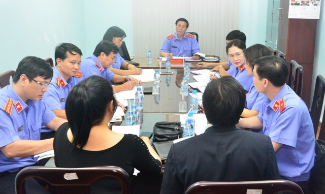 Phó Viện trưởng Thường trực VKSNDTC Nguyễn Hải Phong tiếp công dân