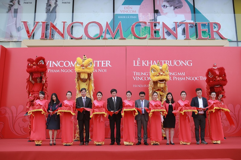 Lễ cắt băng Vincom Center Phạm Ngọc Thạch diễn ra trang trọng