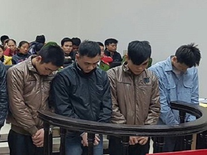 Kẻ đánh chết bạn trai mới của người yêu cũ được giảm án