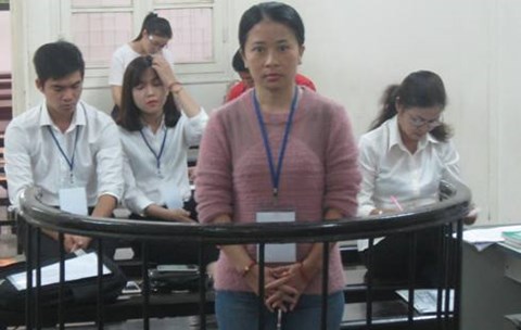 Không mua được nhà làm giả giấy tờ để lấp liếm