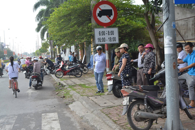 Hỗn chiến giữa phố, một thanh niên bị đâm tử vong