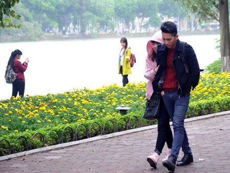 Không khí lạnh tràn về nền nhiệt độ miền Bắc giảm mạnh