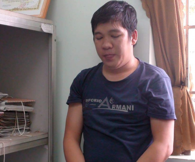 Thua độ bóng đá, xông vào bưu điện cướp 60 triệu đồng