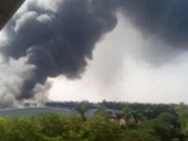 Cháy lớn tại kho trong cụm công nghiệp Ngọc Hồi
