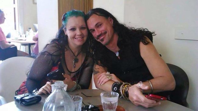 Người phụ nữ uống máu người yêu như ma cà rồng