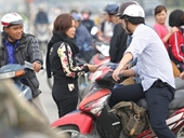 Vé chợ đen trận Việt Nam-Indonesia tiếp tục tăng chóng mặt