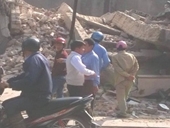 Một ngôi nhà 3 tầng bất ngờ đổ sập ở Quảng Ninh