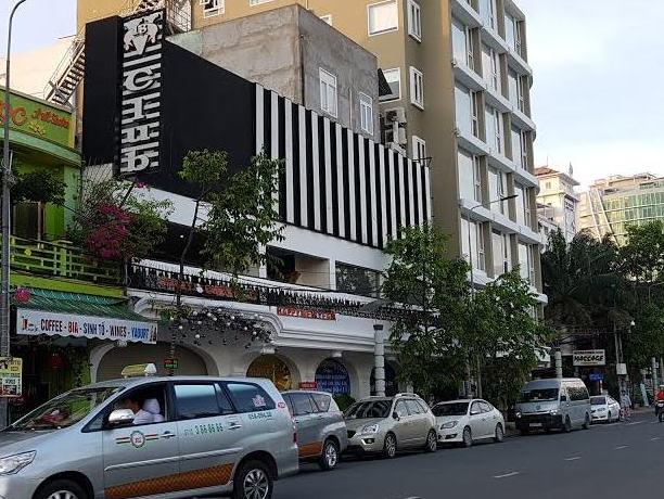 Khách vũ trường bị đánh tử vong