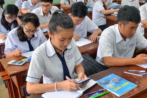  TP HCM vẫn chờ chương trình khung của Bộ Giáo dục và Đào tạo để biên soạn bộ sách giáo khoa riêng Ảnh: TẤN THẠNH