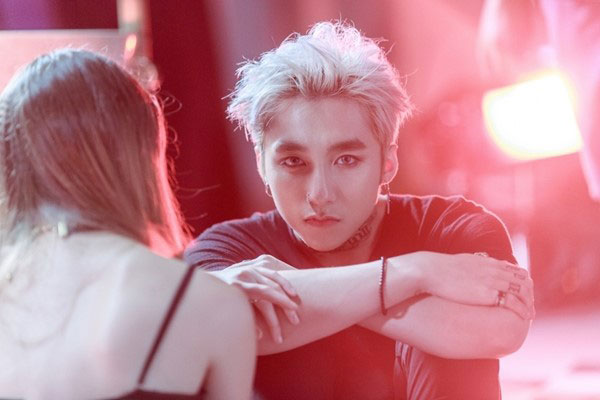 Showbiz Việt 2016 Nhiều scandal và trò lố