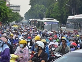Kẹt xe, đất tuyến phố chính vào Tân Sơn Nhất vẫn gần 200 triệu đồng mỗi m2