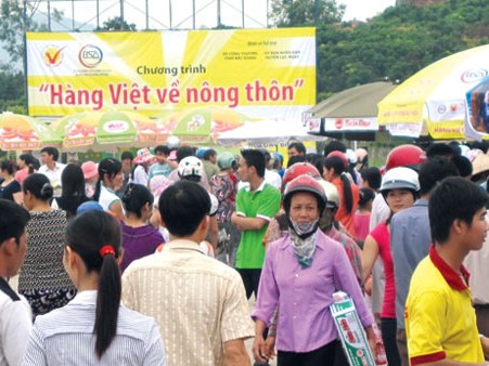 Tiêu thụ hàng hóa Tết Triển vọng từ khu vực nông thôn