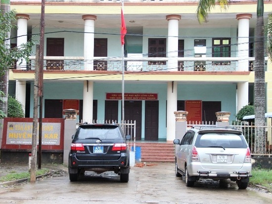 Khởi tố vụ Phó chánh án bị tố ép người chi tiền chạy án