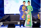 Quán quân Vietnam fitness Model Search 2016 khoe áo dài đón Tết