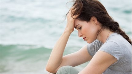 Sau 2 năm vẫn không thể bỏ qua quá khứ ngoại tình của chồng