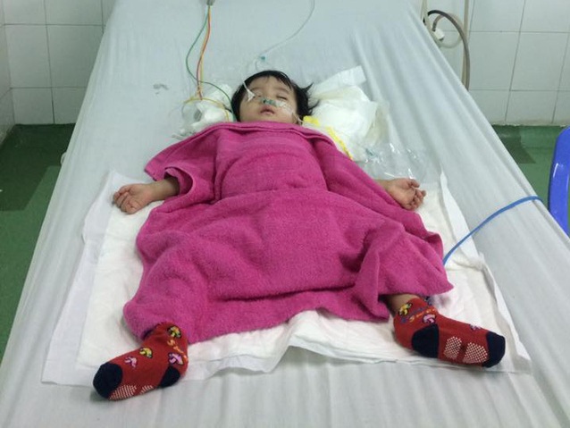 Bé gái bị chấn thương sọ não khi gửi tại nhà trẻ tư nhân