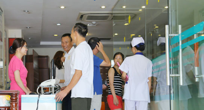  Bệnh nhân đăng kí khám tại Phòng khám Gan Kim Mã