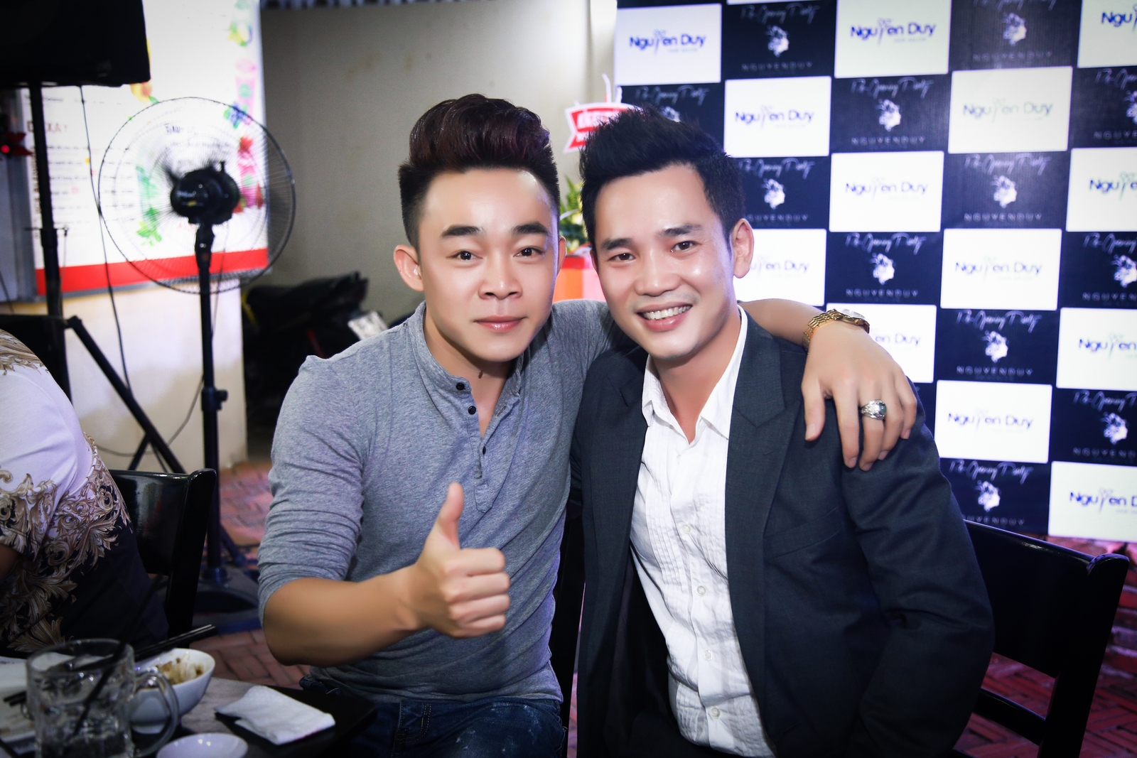 Vua tóc Nguyễn Duy tiết lộ áp lực khi chăm sóc tóc cho nghệ sĩ