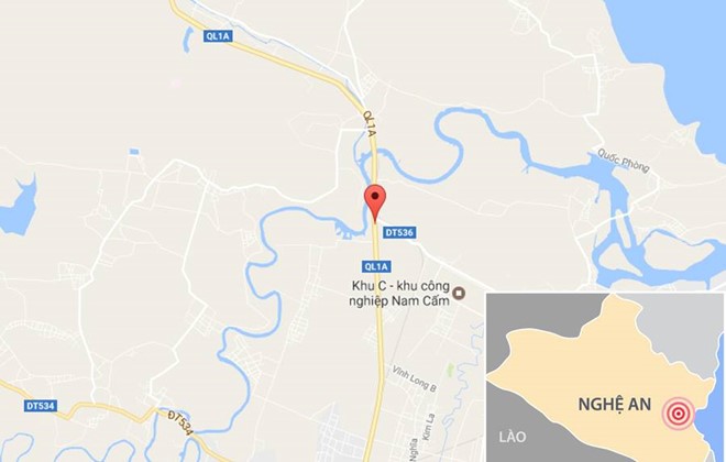  Địa điểm xe khách gặp tai nạn (chấm đỏ) cách thị trấn Quán Hành, huyện Nghi Lộc 7,6 km.
