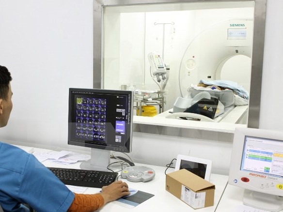 Ứng dụng tế bào miễn dịch trong điều trị ung thư tại Việt Nam