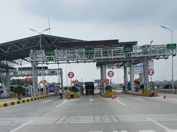 Trạm thu phí đường cao tốc Hà Nội-Bắc Giang được đặt tại Km152+080 địa phận tỉnh Bắc Ninh. (Ảnh: Diễn đàn otofun)