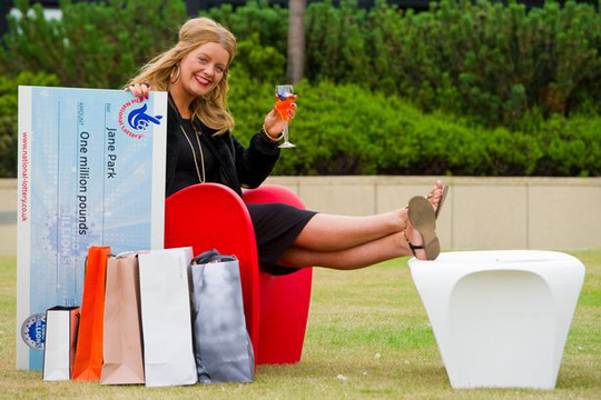 Muốn kiện công ty xổ số vì  trúng độc đắc